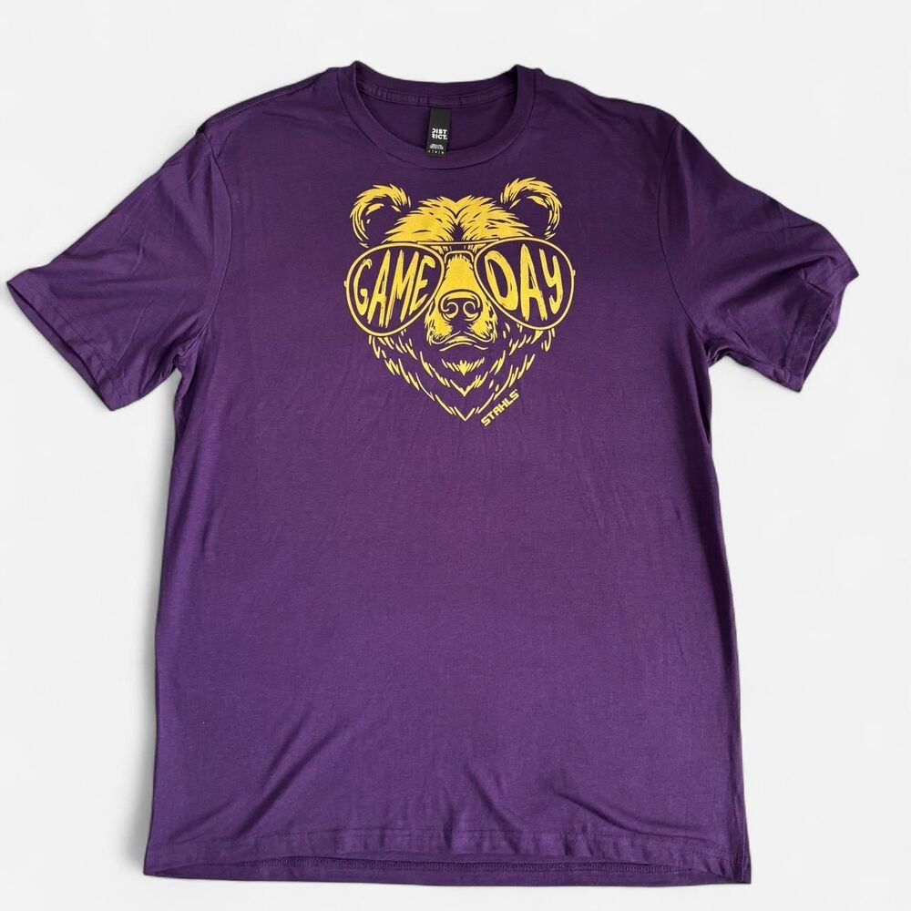 District Men's Purple T-shirt